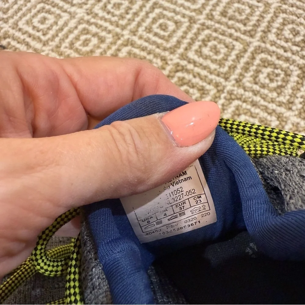 Sorel kinetic lace